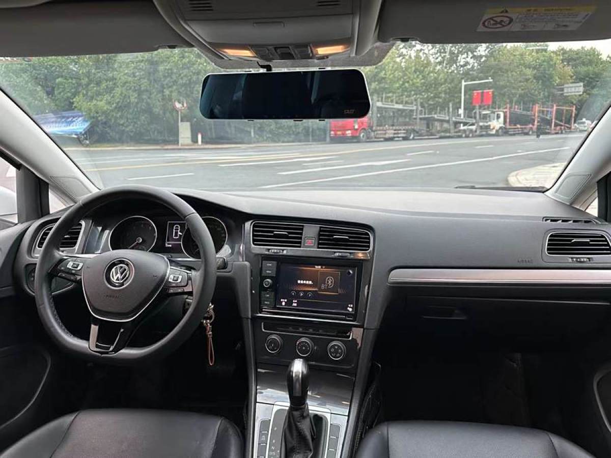 大眾 高爾夫  2019款  200TSI DSG舒適型 國(guó)VI圖片