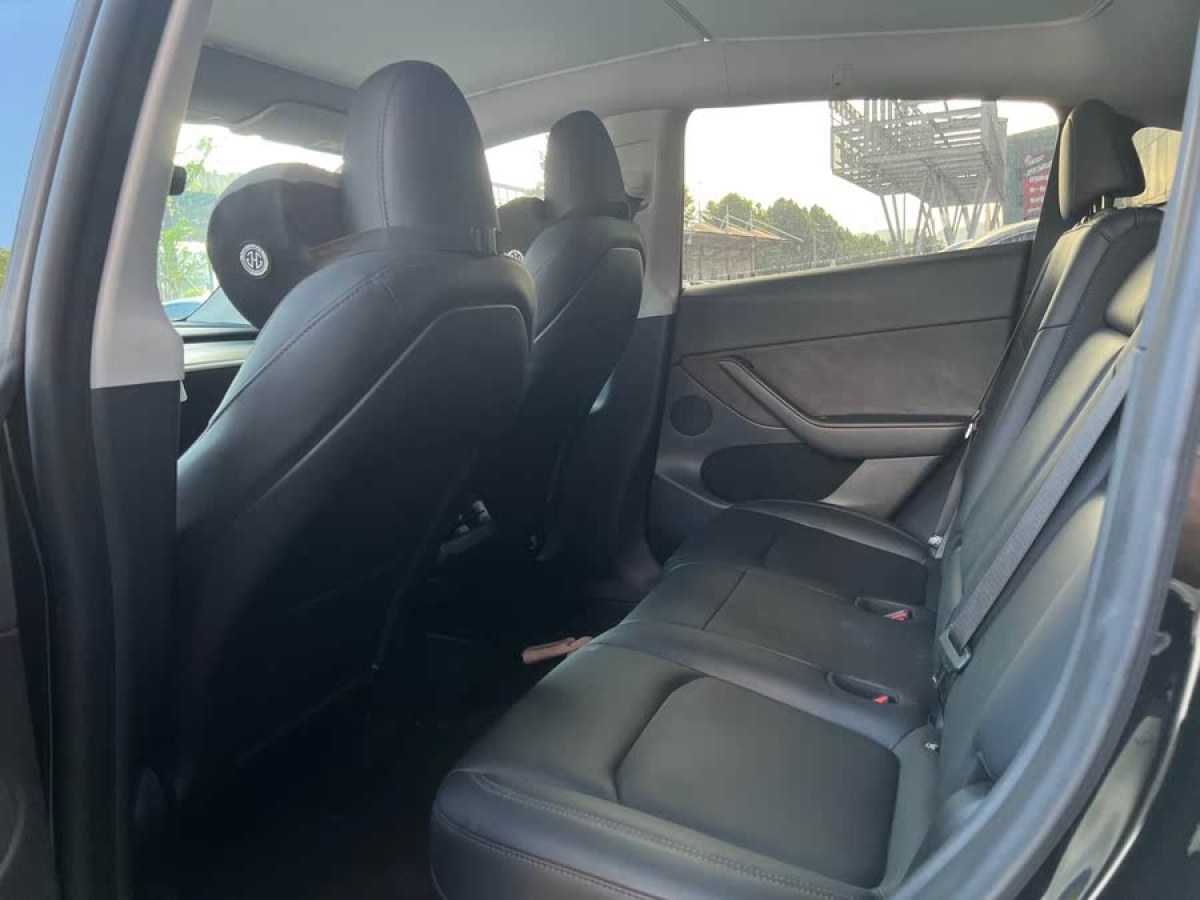 特斯拉 Model Y  2023款 后輪驅(qū)動版圖片