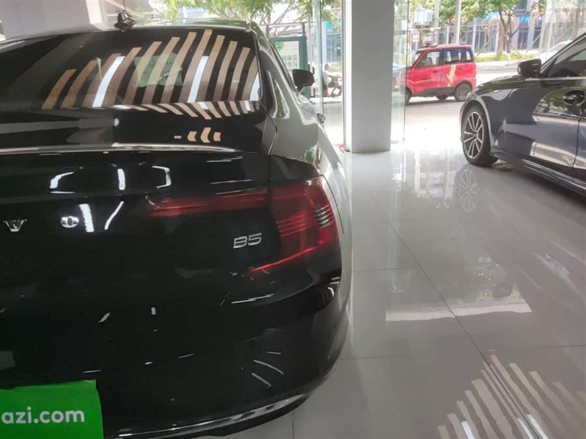 沃爾沃 S90  2021款 B5 智逸豪華版圖片