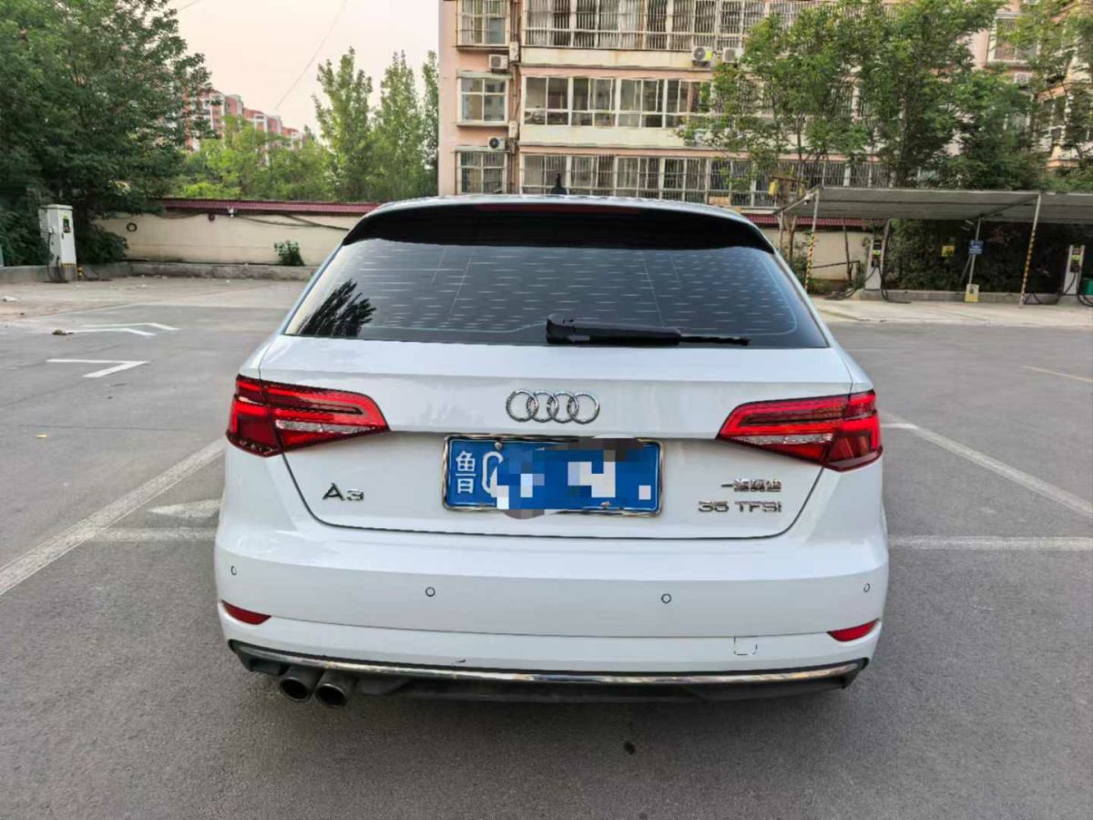 奧迪 奧迪A3  2019款 A3 35TFSI Limousine時(shí)尚型圖片