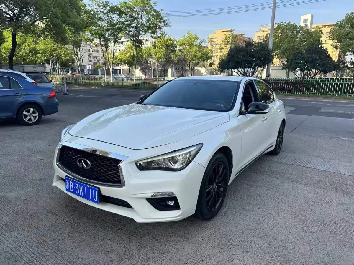 英菲尼迪 Q70  2019款 Q70L 2.0T 奢華版圖片