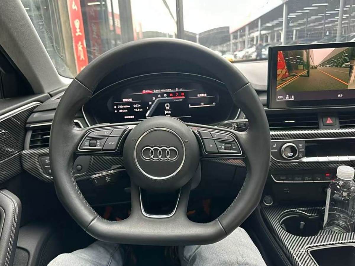 奧迪 奧迪A4L  2022款 40 TFSI 豪華動感型圖片