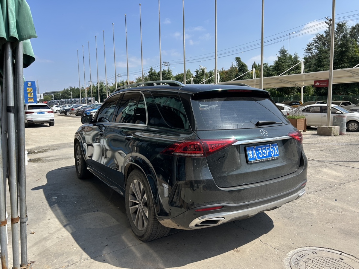 奔馳 奔馳GLE  2022款 改款 GLE 350 4MATIC 時(shí)尚型圖片