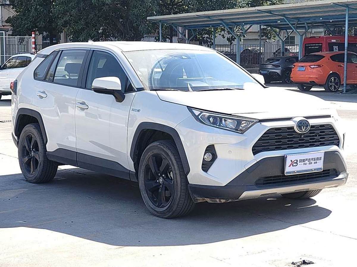 豐田 RAV4榮放  2023款 雙擎 2.5L E-CVT四驅(qū)精英Plus版圖片