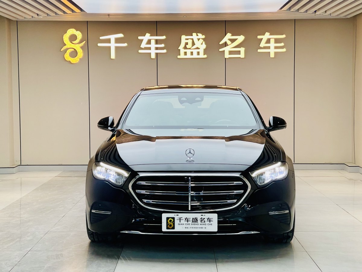 奔馳 奔馳E級(jí)  2025款 改款 E 300 L 時(shí)尚型圖片