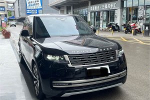 攬勝 路虎 3.0 L6 400PS 盛世加長(zhǎng)版 七座