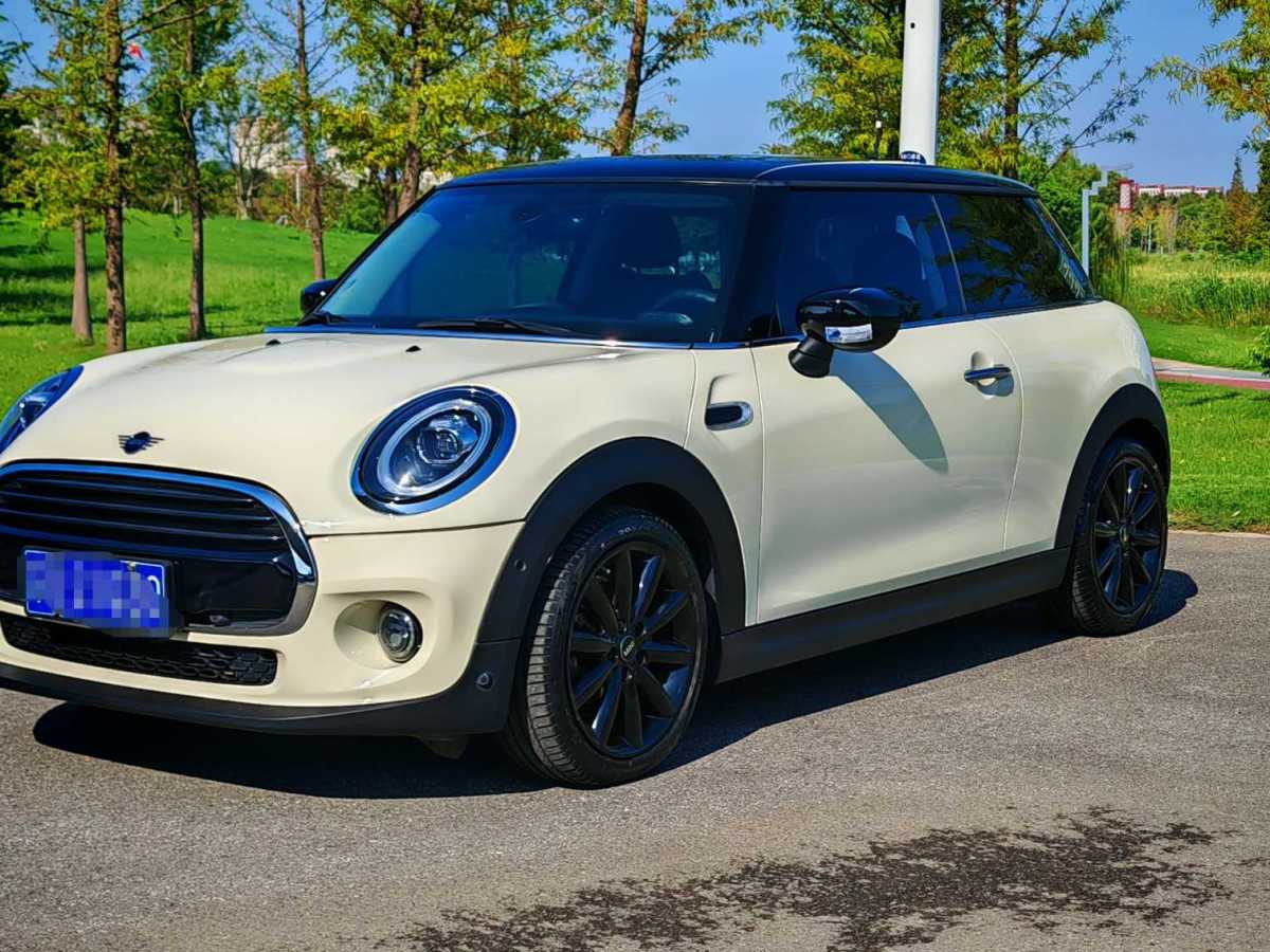 2021年2月MINI MINI  2020款 1.5T COOPER 藝術(shù)家