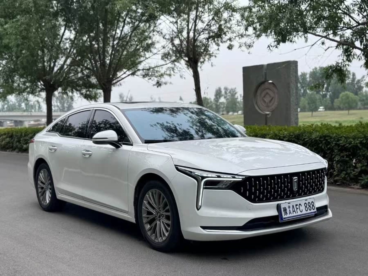奔騰 B70  2023款 1.5T 自動(dòng)樂享型70周年紀(jì)念版圖片