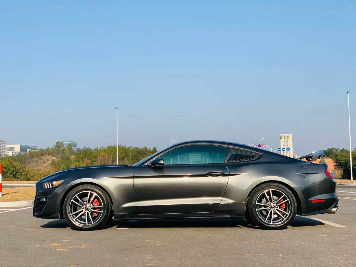 福特 Mustang  2018款 2.3L EcoBoost圖片