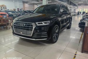 奥迪Q3 奥迪 35 TFSI 时尚动感型