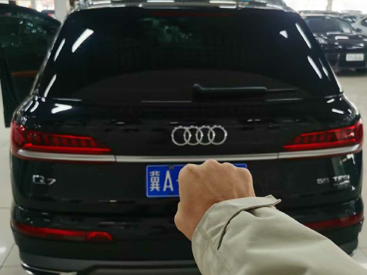 奧迪 奧迪Q7  2023款 45 TFSI quattro S line運動型圖片