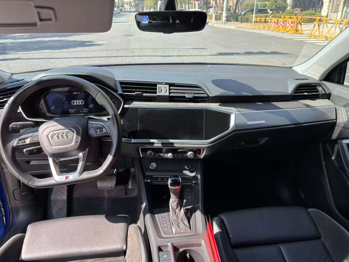 奧迪 奧迪Q3  2020款 40 TFSI 時尚致雅型圖片