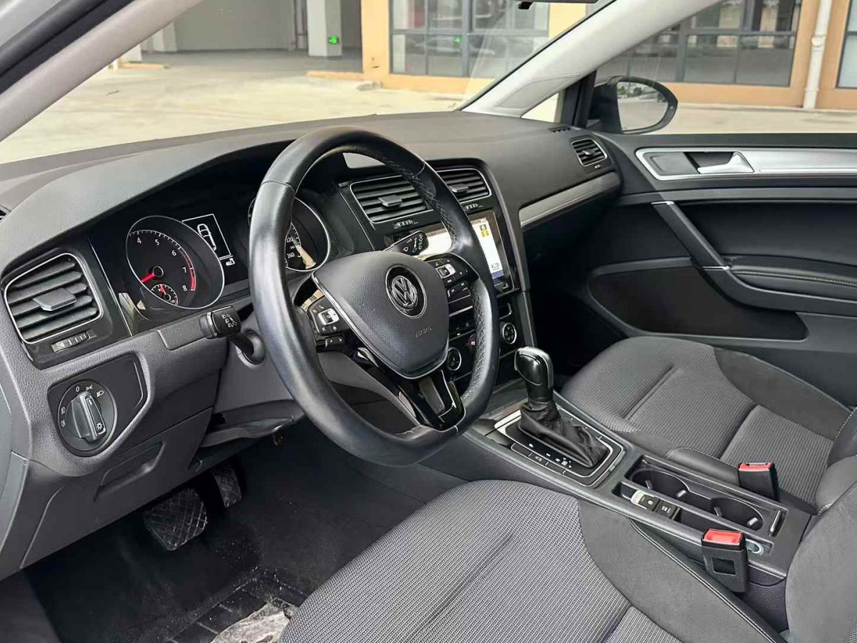 大眾 高爾夫  2020款 200TSI DSG舒適型圖片