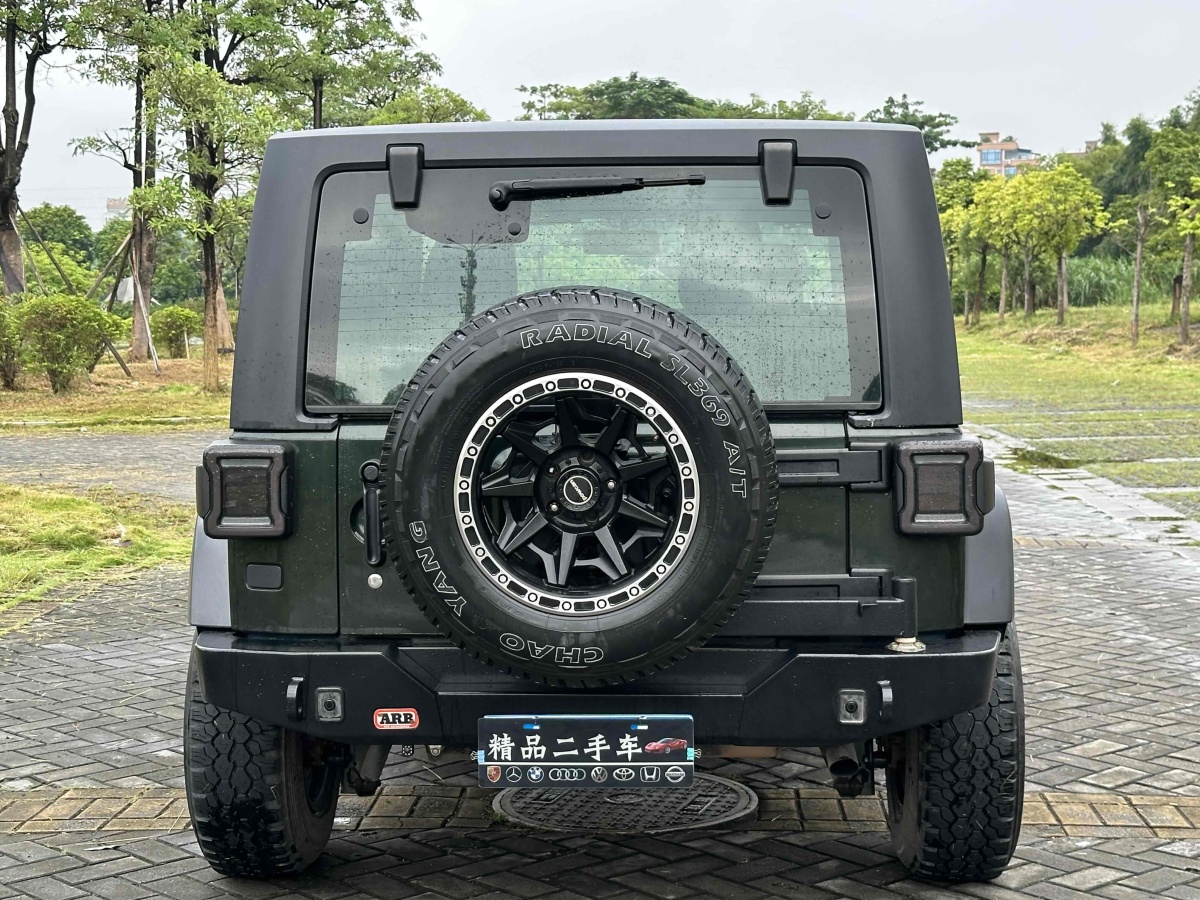 Jeep 牧馬人  2011款 3.8L Rubicon 兩門(mén)版圖片