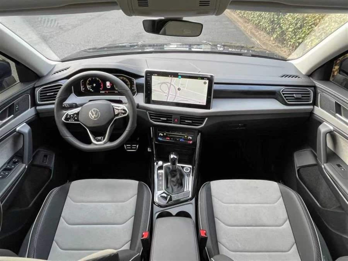 大眾 探岳X  2024款 330TSI 兩驅(qū)尊貴高能版圖片