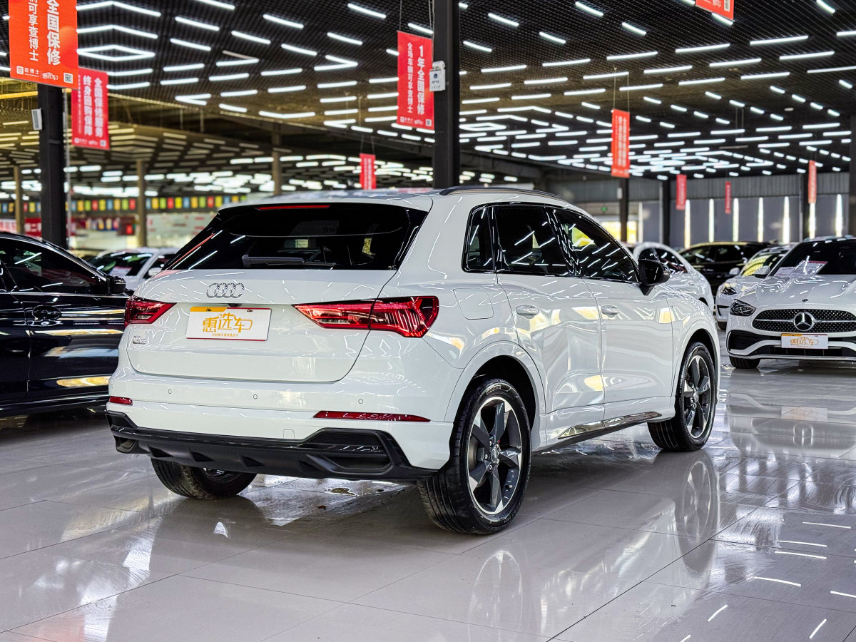 奧迪 奧迪Q3  2024款 35 TFSI 時(shí)尚動(dòng)感型圖片