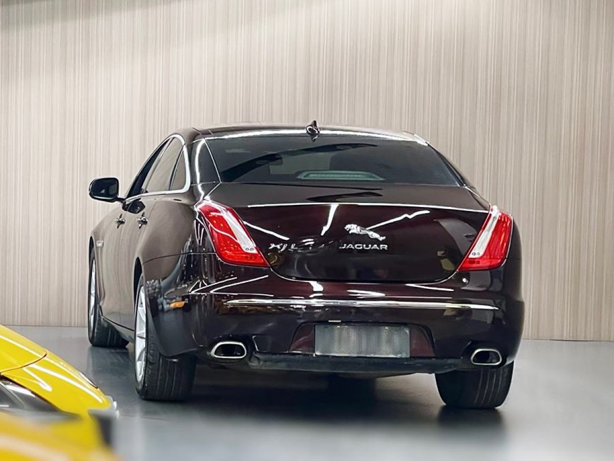 捷豹 XJ  2014款 XJL 2.0T 兩驅(qū)典雅商務(wù)版圖片