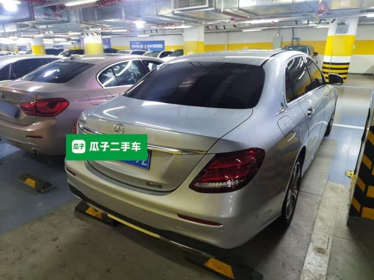 奔馳 奔馳E級(jí)  2019款 E 260 L 運(yùn)動(dòng)型圖片