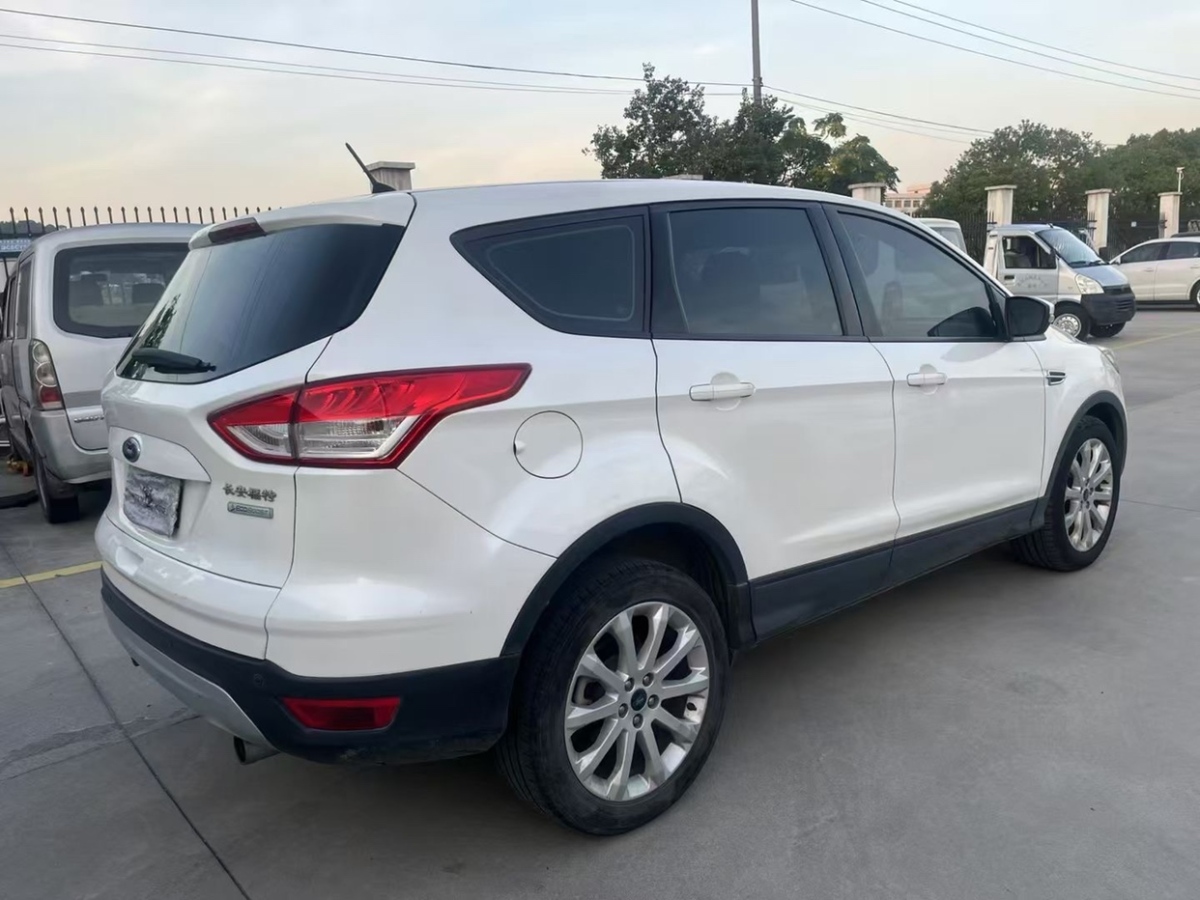 福特 翼虎  2015款 1.5L GTDi 兩驅(qū)舒適型圖片