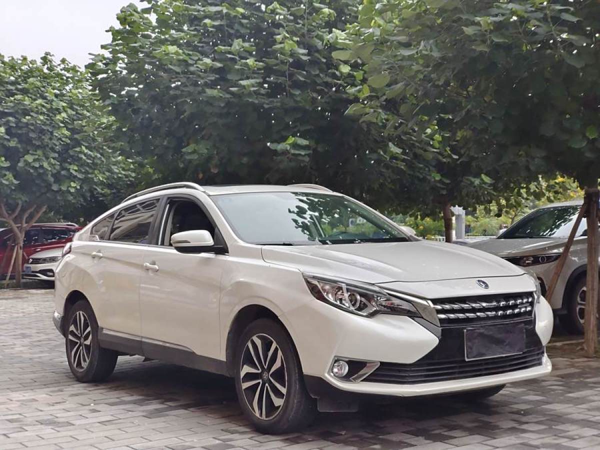 2018年5月啟辰 T90  2018款 2.0L CVT智聯(lián)領(lǐng)尚版 國(guó)VI