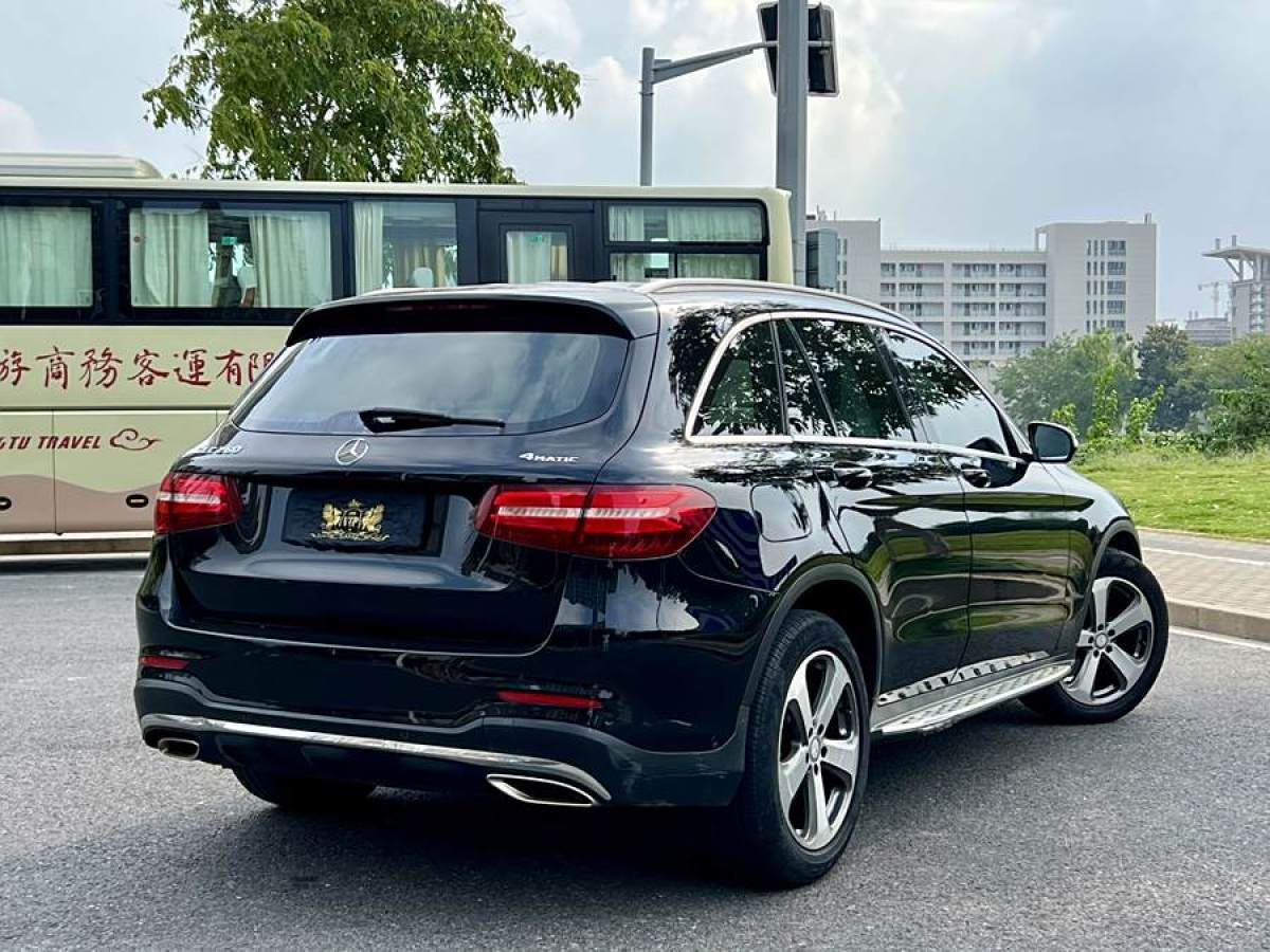 2018年8月奔馳 奔馳GLC  2017款 GLC 260 4MATIC 豪華型