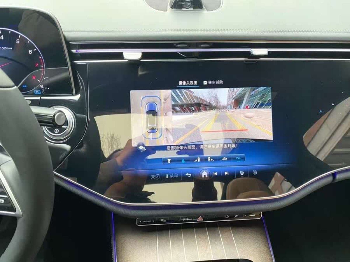 奔馳 奔馳E級  2024款 改款 E 300 L 時尚型圖片