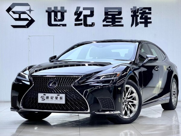 雷克萨斯 LS  2021款 500h 豪华版