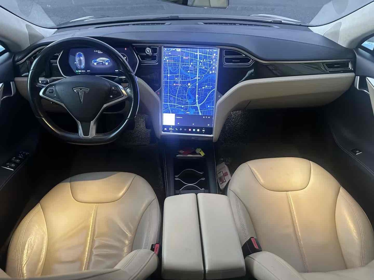 特斯拉 Model S  2015款 Model S 70D圖片