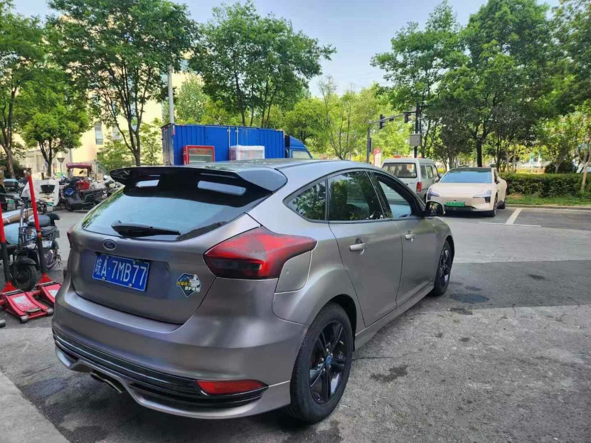 福特 ?？怂? 2016款 2.3T RS 賽道版圖片