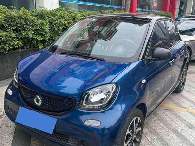 2017年3月 smart forfour 1.0L 52千瓦激情版圖片