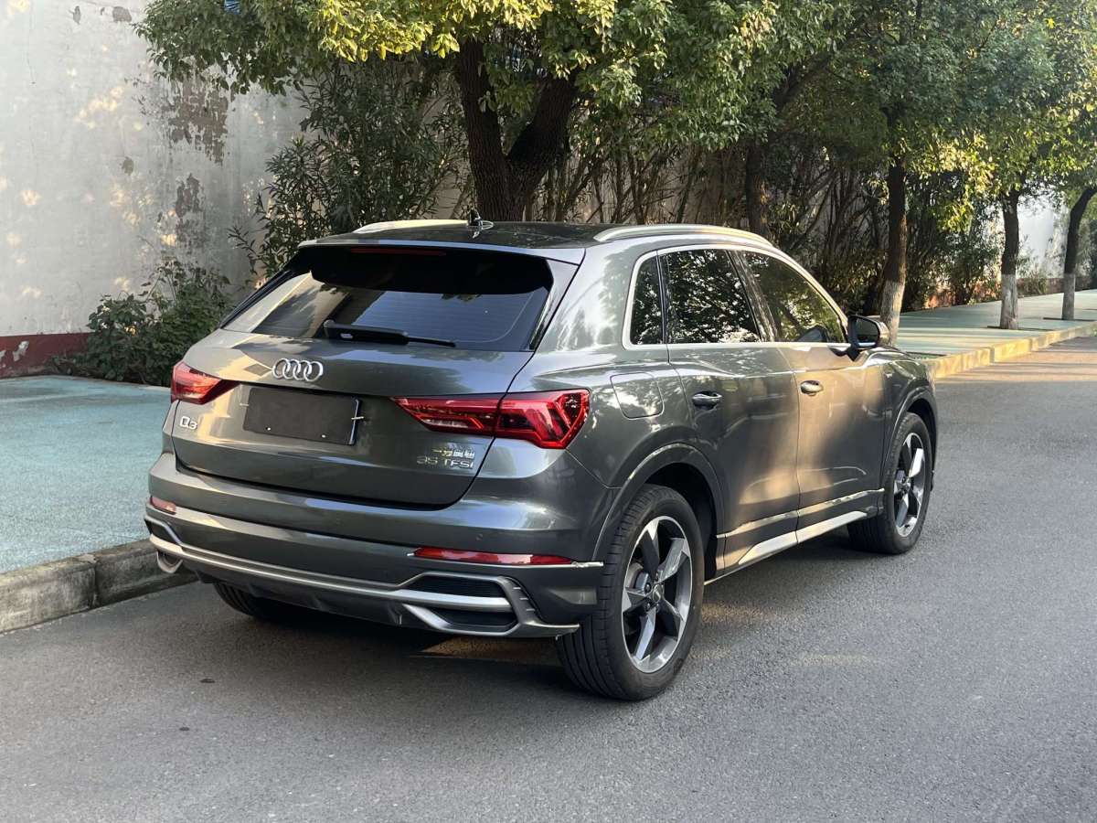 奧迪 奧迪Q3  2020款 35 TFSI 時(shí)尚動(dòng)感型圖片