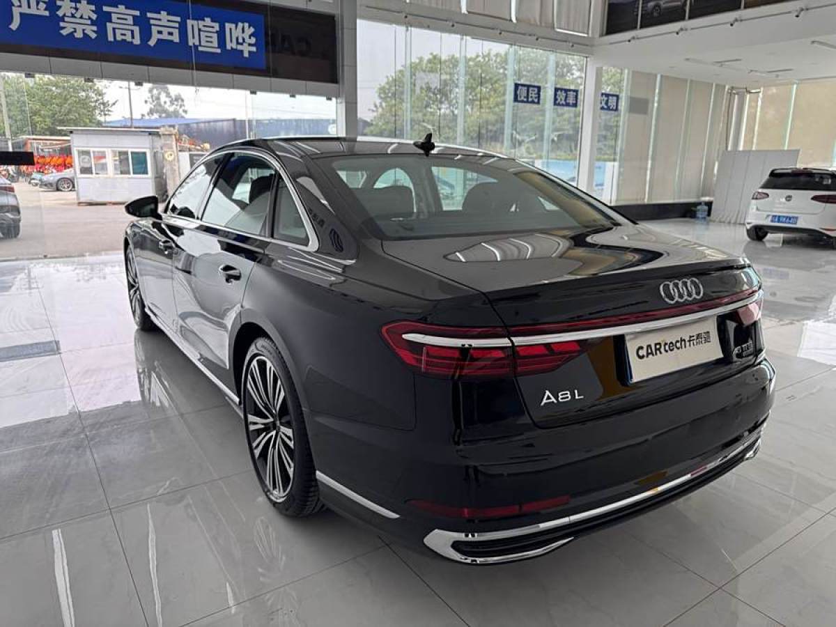 奧迪 奧迪A8  2024款 A8L 45 TFSI quattro 豪華型圖片