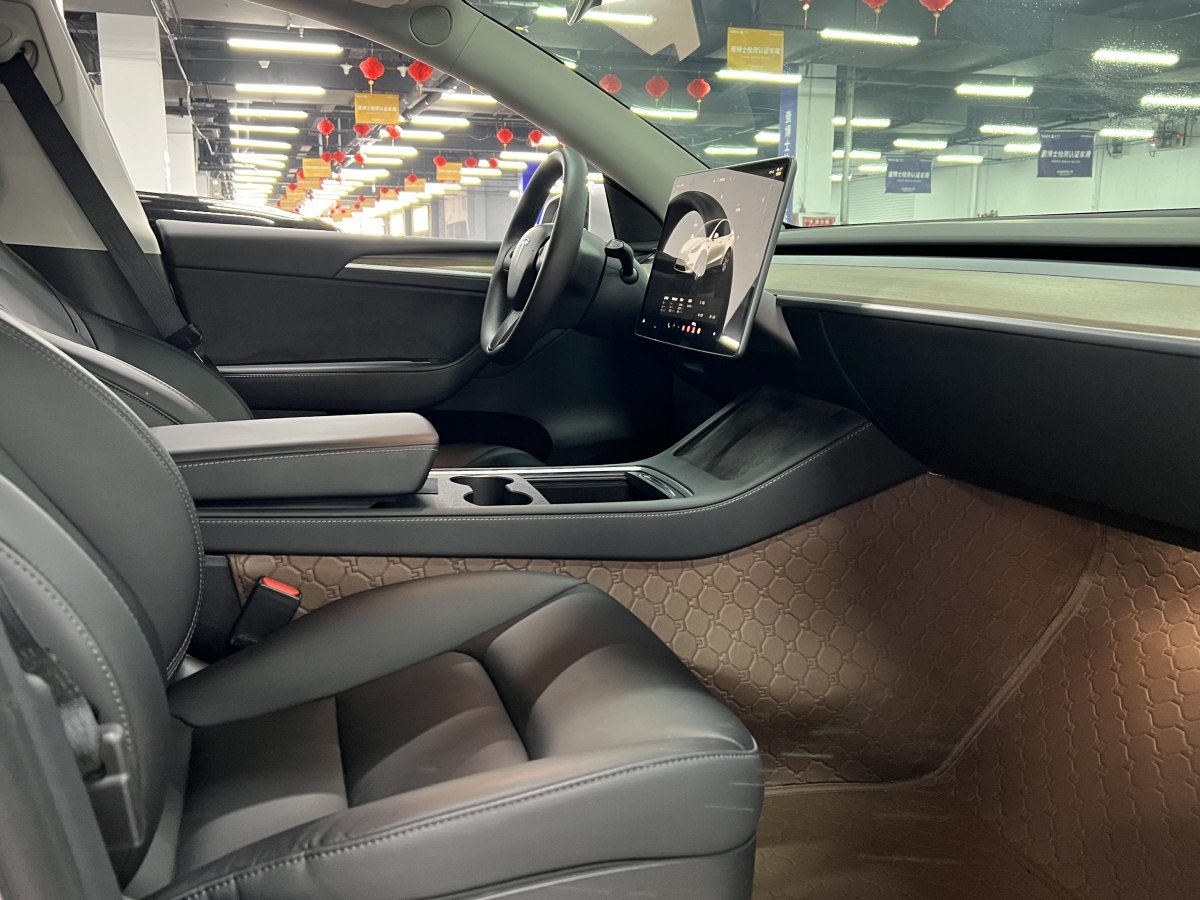 2023年1月特斯拉 Model Y  2022款 改款 長續(xù)航全輪驅(qū)動版