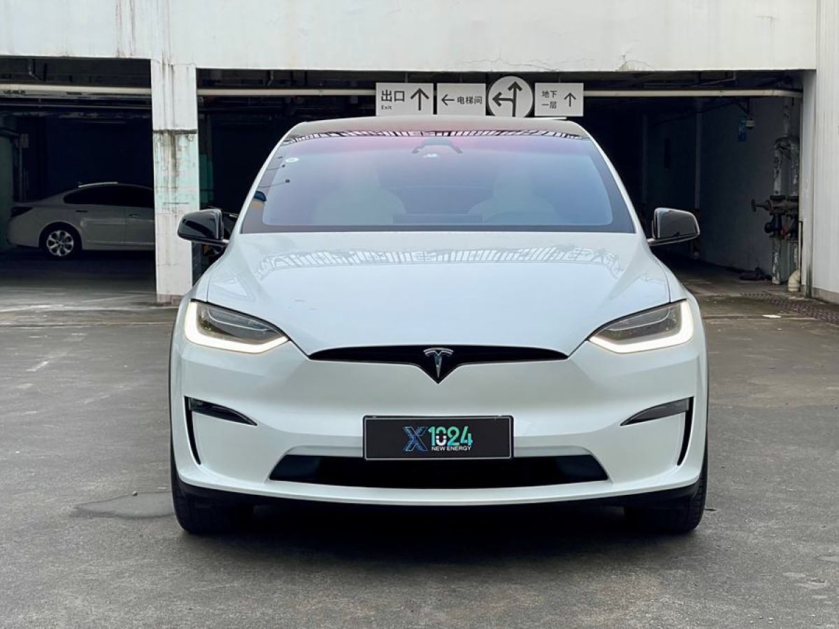 特斯拉 Model X  2023款 三電機全輪驅(qū)動 Plaid版圖片