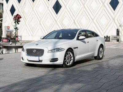 2015年1月 捷豹 XJ XJL 3.0 SC 兩驅(qū)全景商務(wù)版圖片