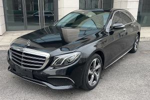 奔驰E级 奔驰 E 260 L 运动型 4MATIC