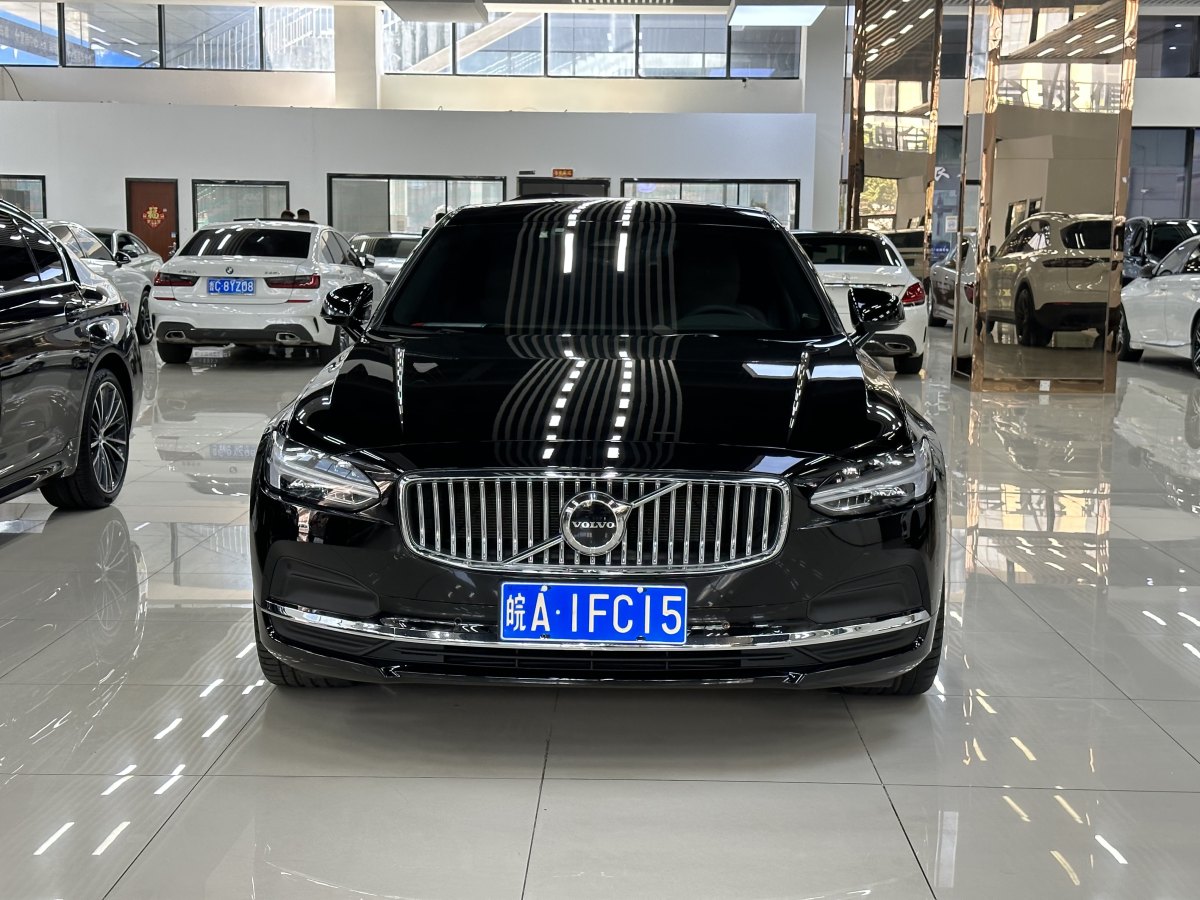 2024年2月沃爾沃 S90  2024款 B5 智遠(yuǎn)豪華版