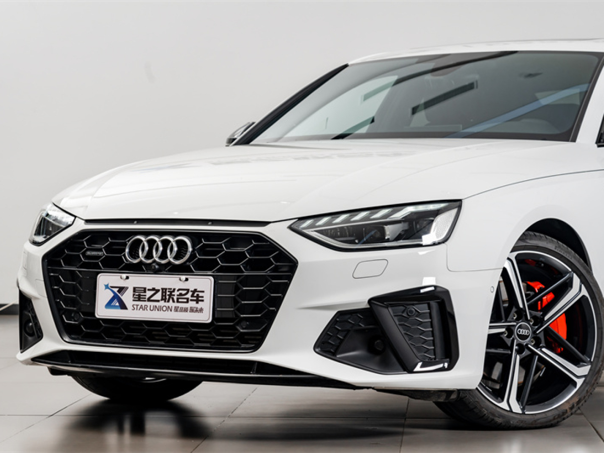 奥迪 奥迪A4L  2022款 45 TFSI quattro 臻选动感型图片