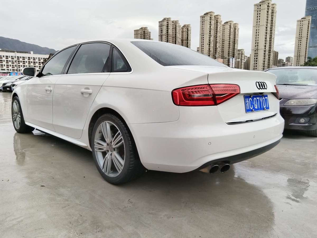 2014年1月奧迪 奧迪A4L  2013款 35 TFSI 自動舒適型