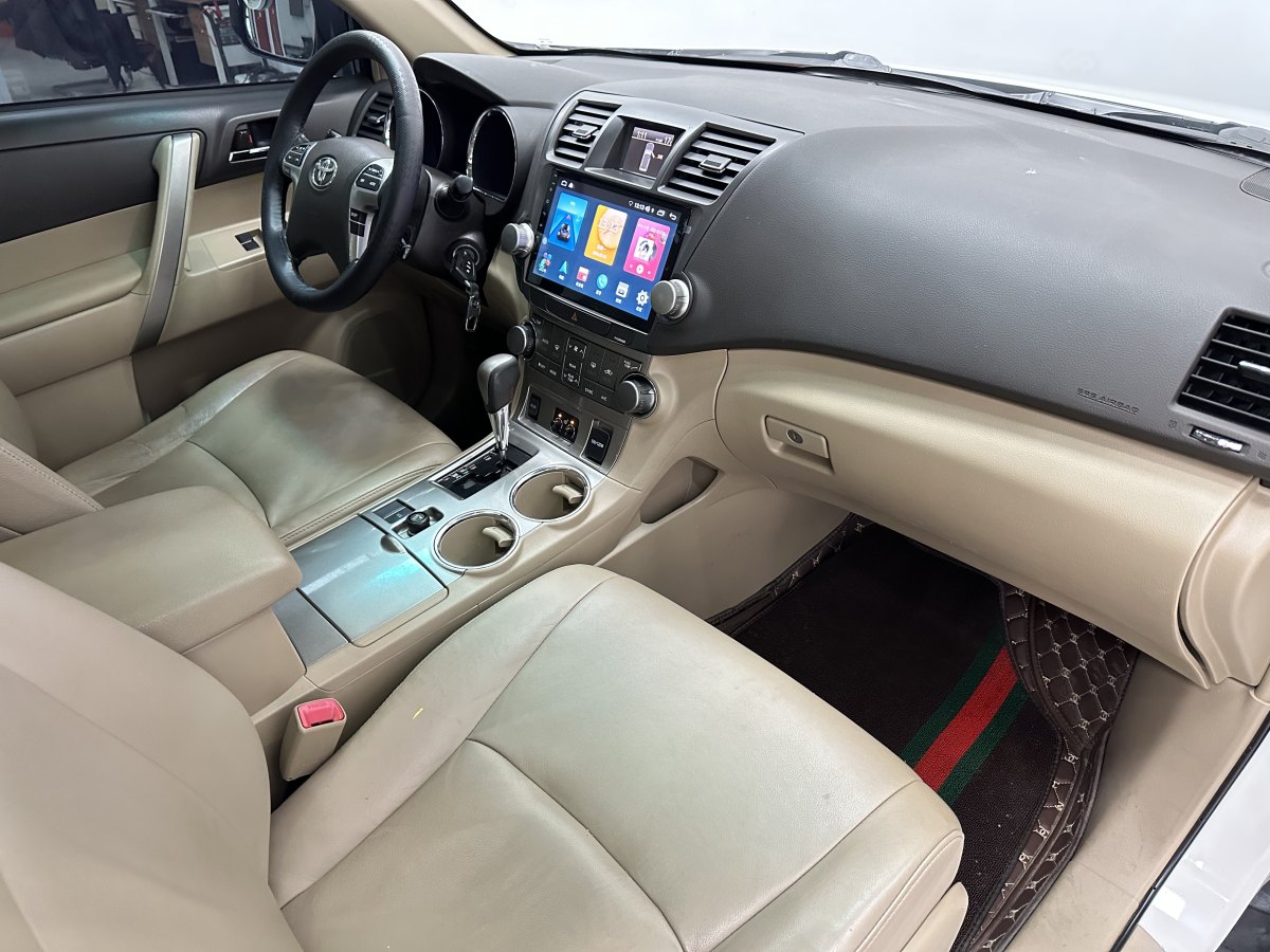 2014年11月丰田 汉兰达  2012款 2.7L 两驱7座豪华版