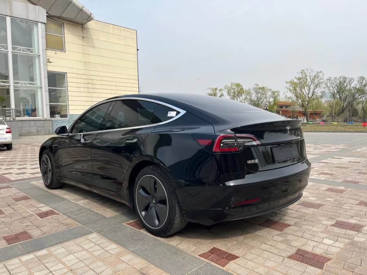特斯拉 Model 3  2021款 改款 標準續(xù)航后驅升級版圖片