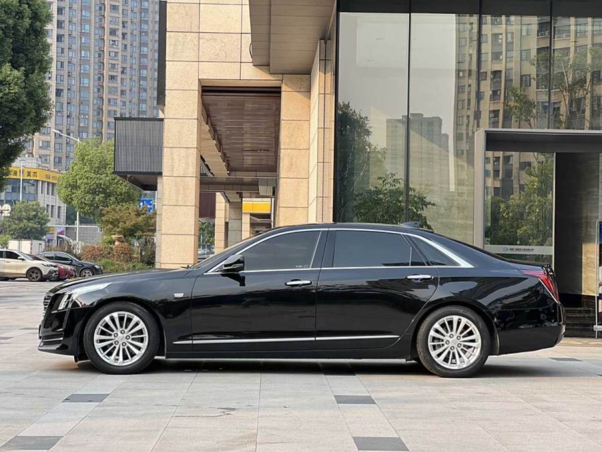 凱迪拉克 CT6  2017款 28T 豪華型圖片