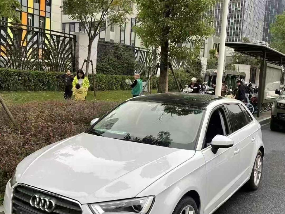 奧迪 奧迪A3  2015款 A3 1.4TFSI 35TFSI 百萬紀(jì)念智領(lǐng)型圖片