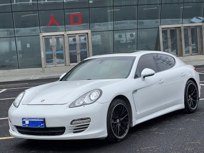 2013年1月 保時(shí)捷 Panamera Panamera 4 3.6L圖片