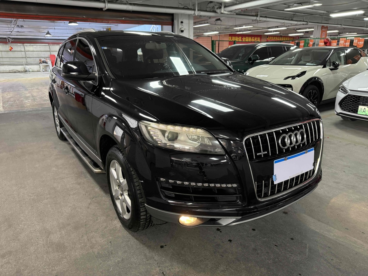 奧迪 奧迪Q7  2013款 35 TFSI 進(jìn)取型圖片