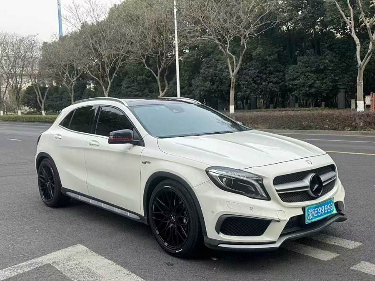 奔馳 奔馳GLA AMG  2017款 改款 AMG GLA 45 4MATIC圖片