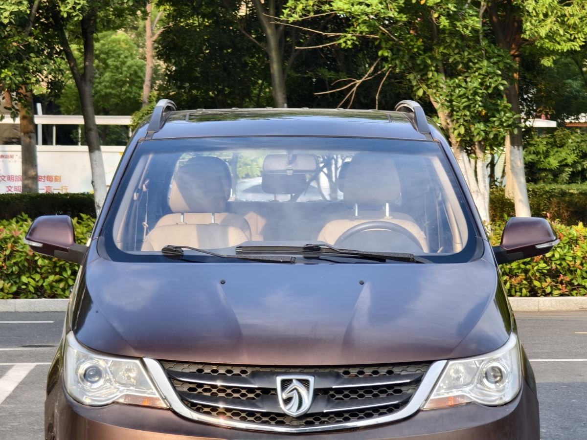 寶駿 730  2014款 1.5L 手動豪華型 7座圖片