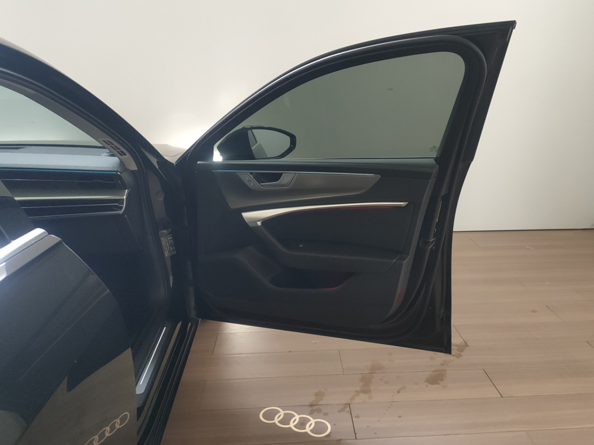 奧迪 奧迪A6L  2024款 45 TFSI 臻選致雅型圖片