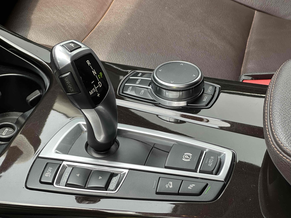 寶馬 寶馬X3  2014款 xDrive20i X設(shè)計(jì)套裝圖片