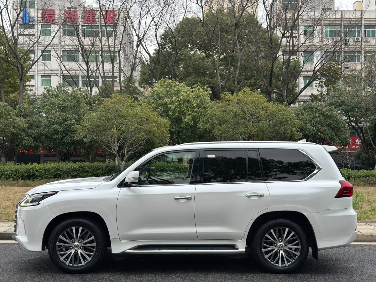 雷克薩斯 LX  2019款 570 動感豪華版圖片